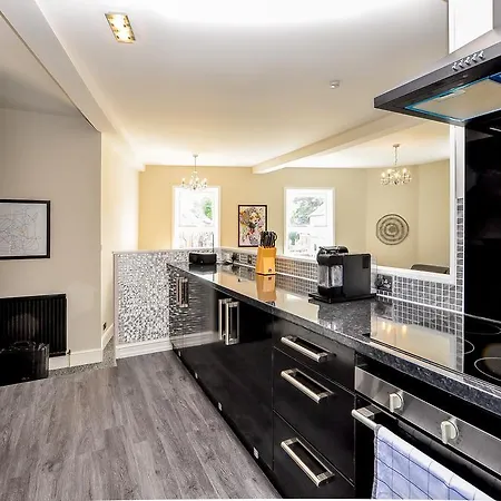 Holgate Premier 3 Bedroom Apartment York